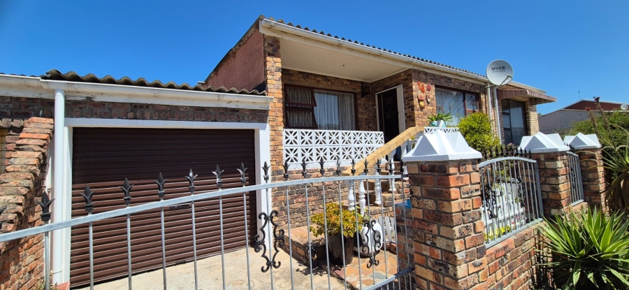 3 Bedroom Property for Sale in Gelvandale Eastern Cape